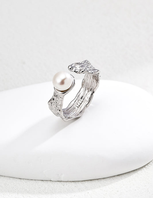 Natural Pearl Ring J0322