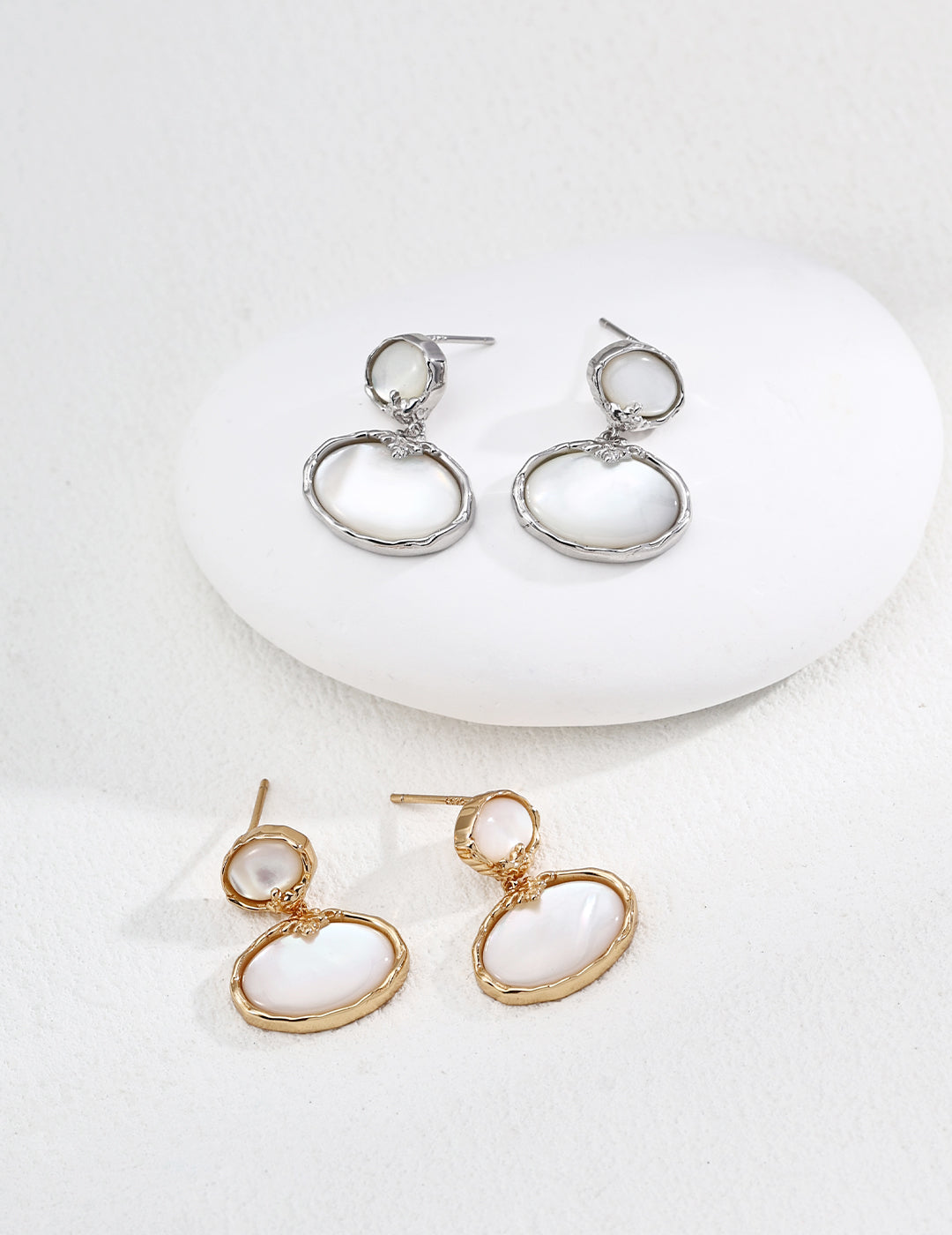 Vintage Mother of Pearl Earrings E01317